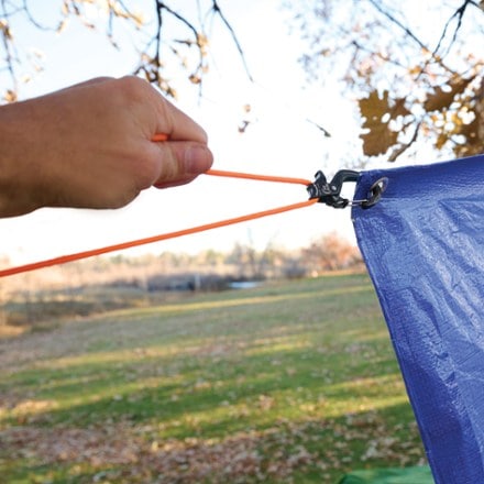 Location Image for CamJam SlideLock Cord Tightener with 10' Paracord - Small