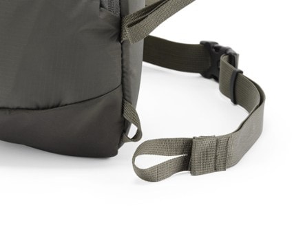 REI Co-op Flash 18 Pack Removable waistbelt