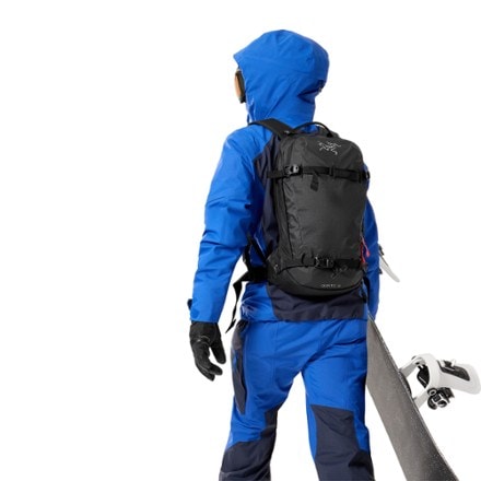 Arc'teryx Quintic 16 Pack 6