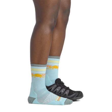 Darn Tough Pacer Micro Crew Ultralightweight Cushion Socks - Women's 2