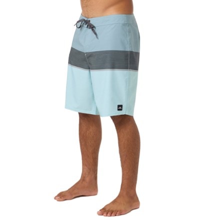 O'Neill Hyperfreak Heat Block 19" Board Shorts - Men's 2