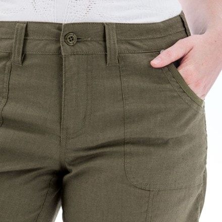 Aventura Temple Shorts - Women's 3