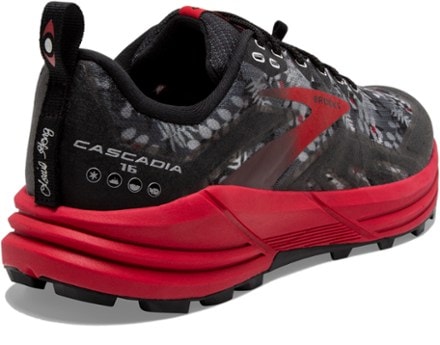 Brooks Cascadia 16 Sasquatch Trail-Running Shoes - Women's 3