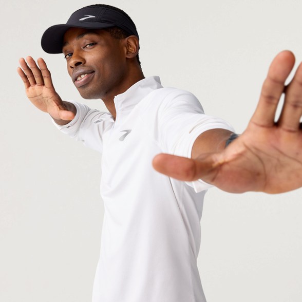 Detail Image of color White