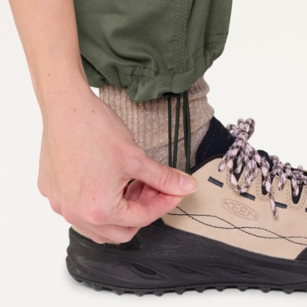 prAna Stretch Zion Cargo Pants - Women's 9