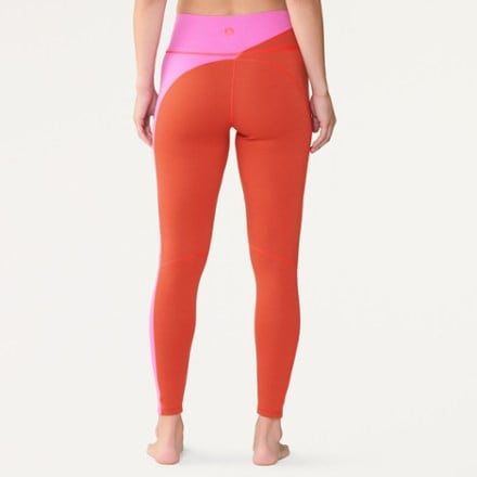 SENIQ Wool Sculpt Merino Base Layer Leggings - Women's 2