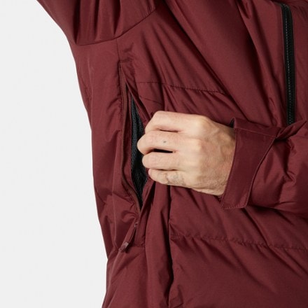 Helly Hansen Kvitfjell Race Puffy Insulated Jacket - Men's 5