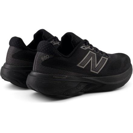 New Balance Fresh Foam X 880v15 Road-Running Shoes - Men's 4