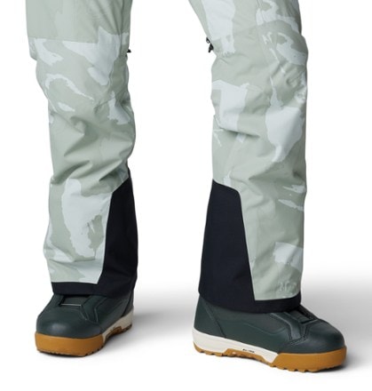 Mountain Hardwear Firefall Bib Snow Pants - Women's 9