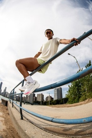 Location Image for Aero Glide 4 Road-Running Shoes - Women's