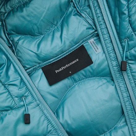 Peak Performance Helium Down Hood Jacket - Women's 6