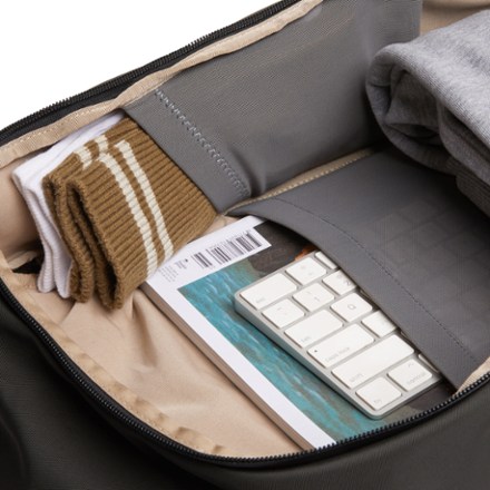 Bellroy Transit Workpack 20 L 7