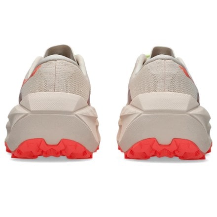 ASICS Trabuco Max 5 Trail-Running Shoes - Women's 3