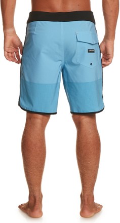 Quiksilver Highlite Scallop Board Shorts - Men's 2
