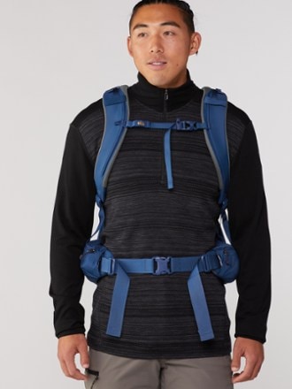 REI Co-op Trail 40 Pack - Men's 3