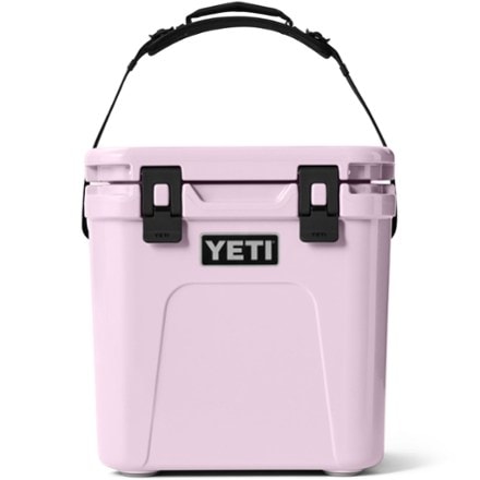 YETI Roadie 24 2.0 Hard Cooler 1
