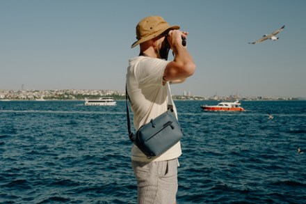Peak Design Everyday Sling Bag 4
