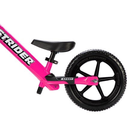 STRIDER 12 Sport Kids' Balance Bike 1