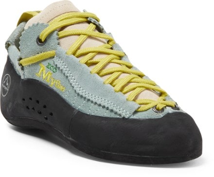 La Sportiva Mythos Eco Climbing Shoes - Women's 3/4 front view (Greenbay)