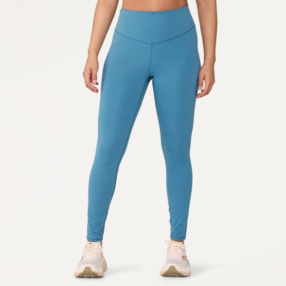 Model info: Height: 5' 6" | Waist: 28" | Inseam: 31" | Wearing size: M
