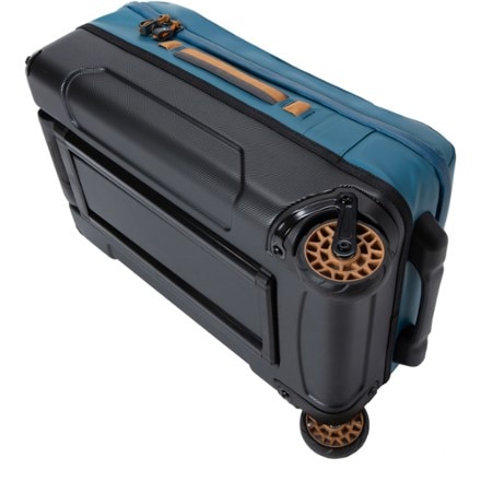 Big Agnes Stagecoach Duffel 45 L Rolling Wheeled Luggage 2