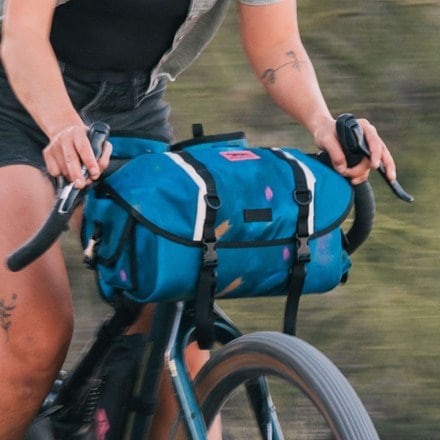 Swift Industries Zeitgeist Handlebar Pack 3