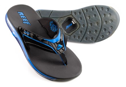 o2 air flip flops