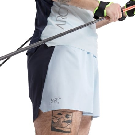 Arc'teryx Norvan 5" Shorts - Men's 5