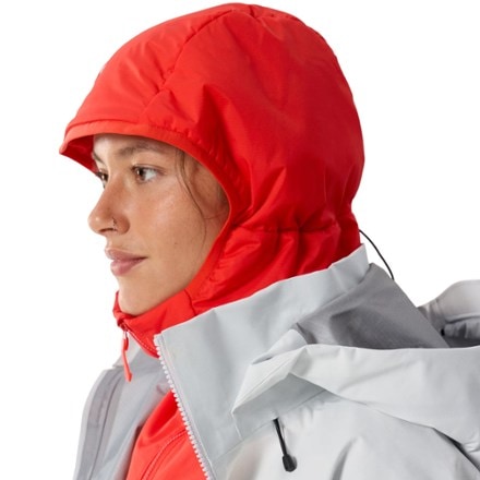 Arc'teryx Atom Insulated Hoody - Women's 5