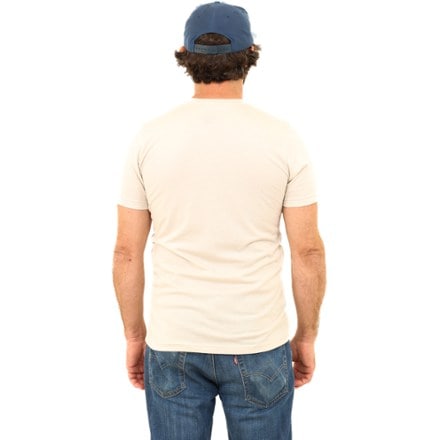 Slow Loris Bear Lee Rollin T-Shirt 1