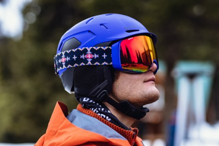 Smith 4D MAG ChromaPop Snow Goggles with gogglesoc 9