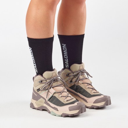 Salomon X Ultra 5 Mid GORE-TEX Hiking Boots - Women's 6