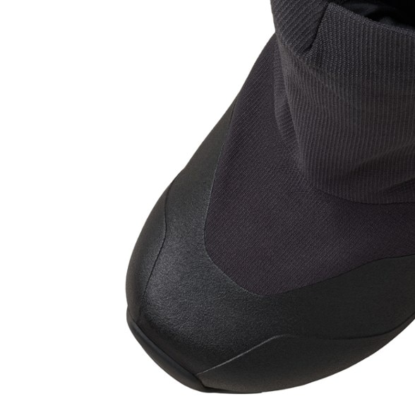 Detail Image of color Black/Black