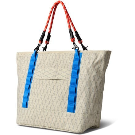 Nomadix 26 L DayTripper Tote 0