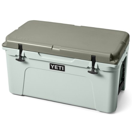 YETI Tundra 65 Cooler 1