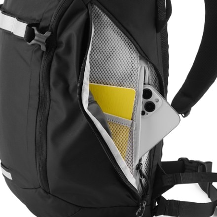 REI Co-op Commuter Pack Side pocket