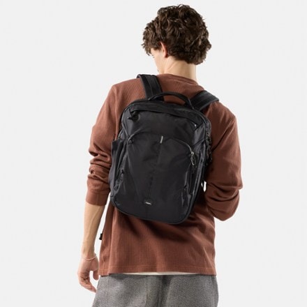 Matador 18 L Personal Item Travel Pack 3