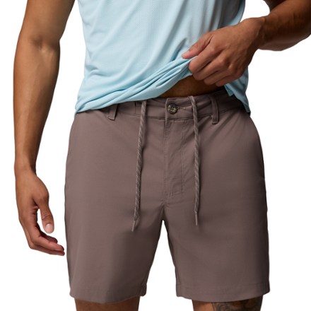 Columbia Tech Trail Utility 9" Shorts - Men's 4