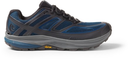 topo athletic trail shoes