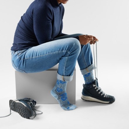 Smartwool Everyday Floral Crew Socks - Women's 1