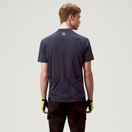 Endura Loop Zipped Cycling Jersey - Men's 2