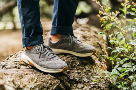 OluKai Koheo Shoes - Men's 6