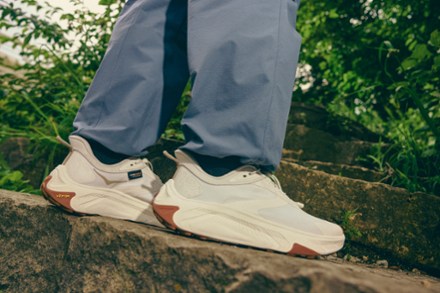 Location Image for Transport 2 Shoes - Women's