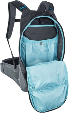 EVOC Trail Pro 10 Pack 4