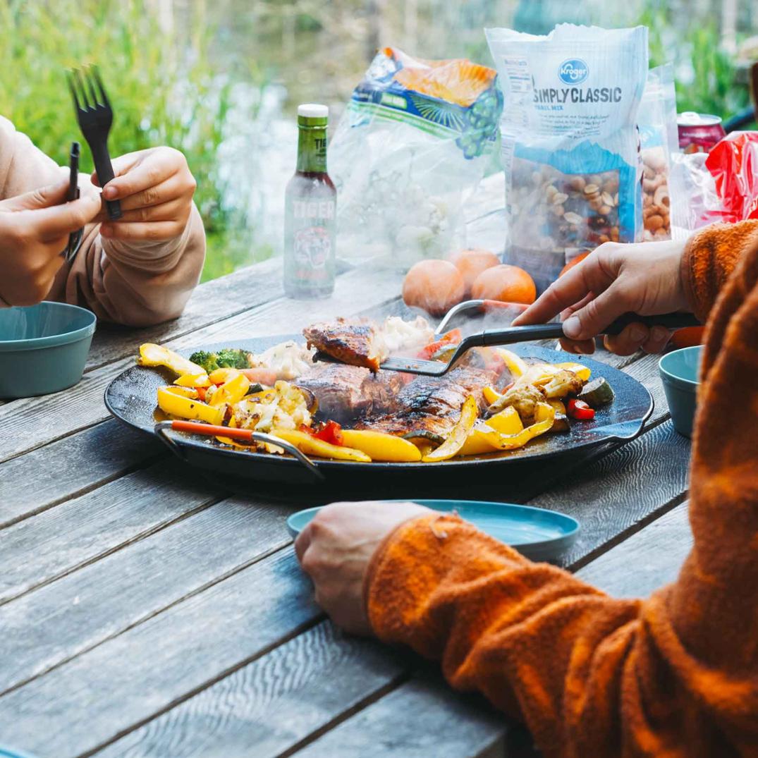 Location Image for Skullet Deluxe Stove Cook Set