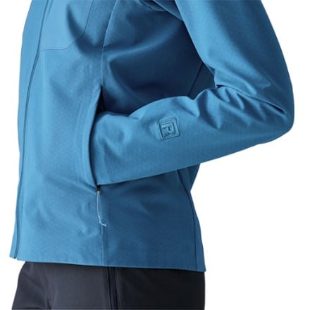 Patagonia R1 CrossStrata Hoody - Women's 9