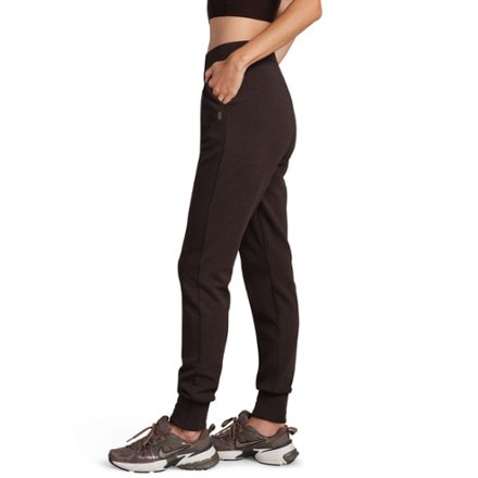 RHONE DreamGlow Tapered-Leg Pants - Women's 4