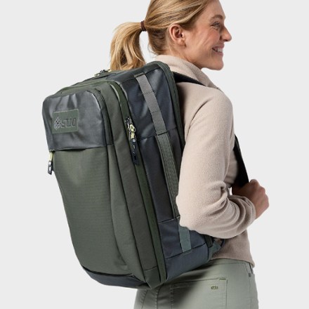 Stio Basin XT Travel Pack 30 L 0