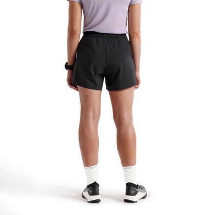 Arc'teryx Norvan 2-in-1 5" Shorts - Women's 2