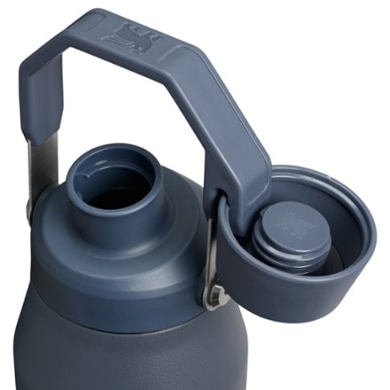 Stanley IceFlow AeroLight Vacuum Water Bottle with Fast Flow Lid - 36 fl. oz. 4
